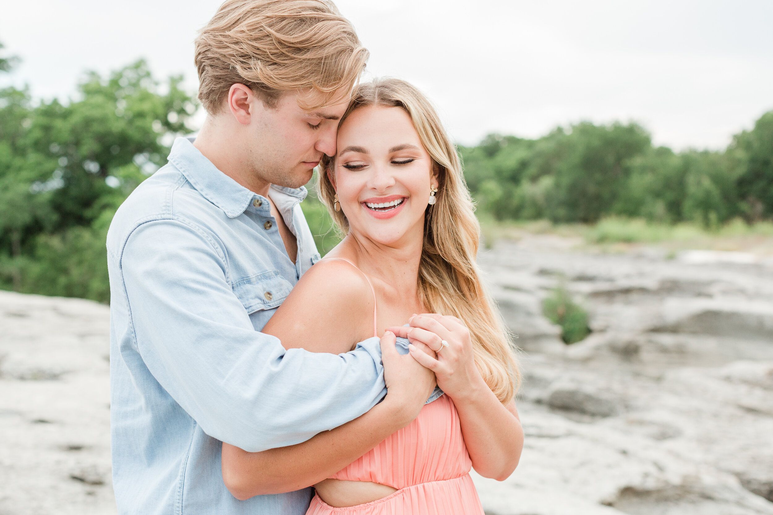 MARY + LOGAN || A Colorful Scenic Engagement Session at Mckinney Falls State Park